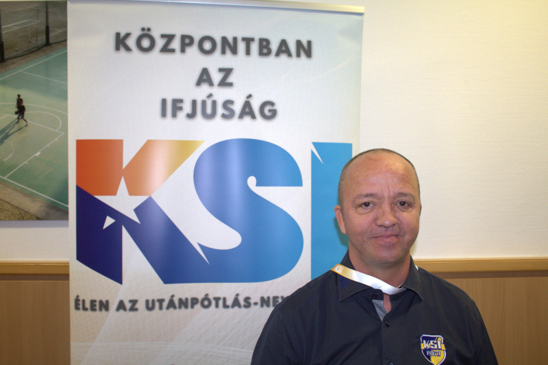 Szombat Attila